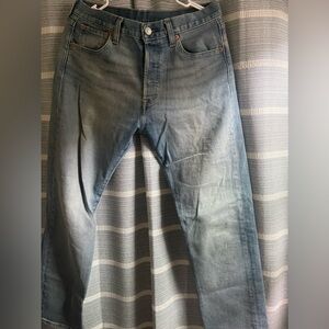 Men Levi’s 501
